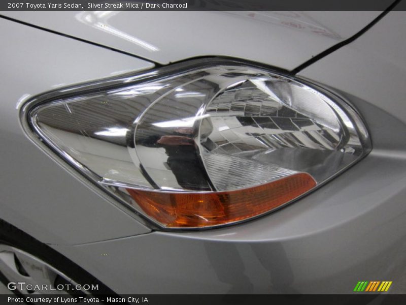 Silver Streak Mica / Dark Charcoal 2007 Toyota Yaris Sedan