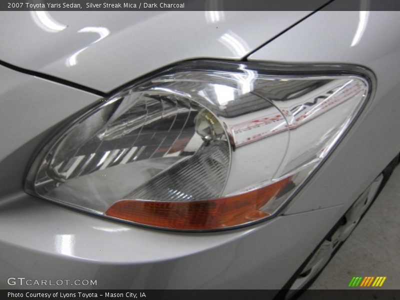 Silver Streak Mica / Dark Charcoal 2007 Toyota Yaris Sedan