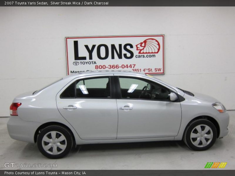 Silver Streak Mica / Dark Charcoal 2007 Toyota Yaris Sedan