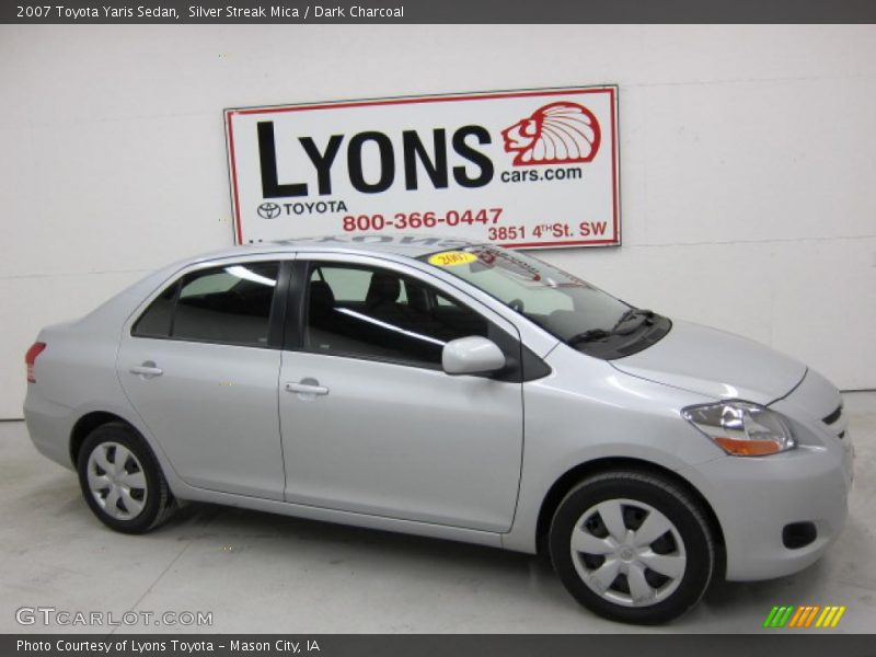Silver Streak Mica / Dark Charcoal 2007 Toyota Yaris Sedan