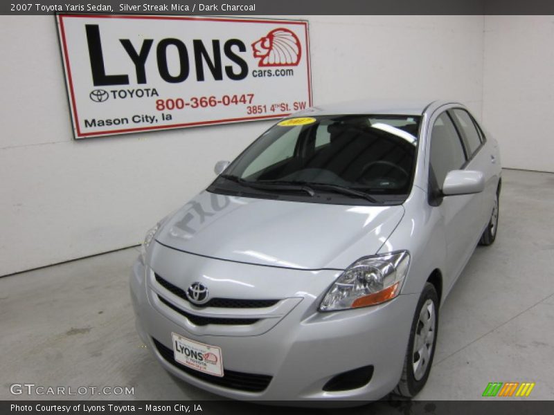 Silver Streak Mica / Dark Charcoal 2007 Toyota Yaris Sedan