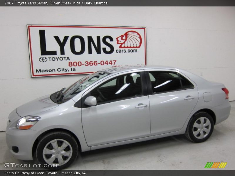 Silver Streak Mica / Dark Charcoal 2007 Toyota Yaris Sedan