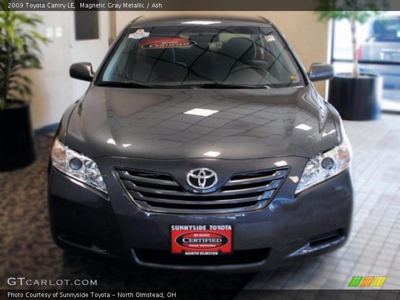 Magnetic Gray Metallic / Ash 2009 Toyota Camry LE