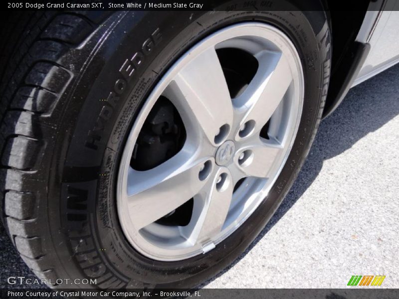 Stone White / Medium Slate Gray 2005 Dodge Grand Caravan SXT