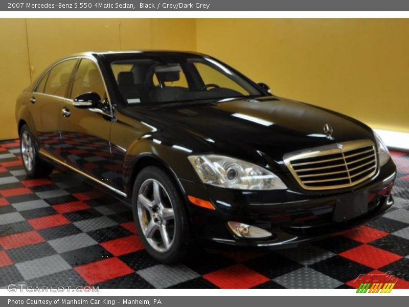 Black / Grey/Dark Grey 2007 Mercedes-Benz S 550 4Matic Sedan