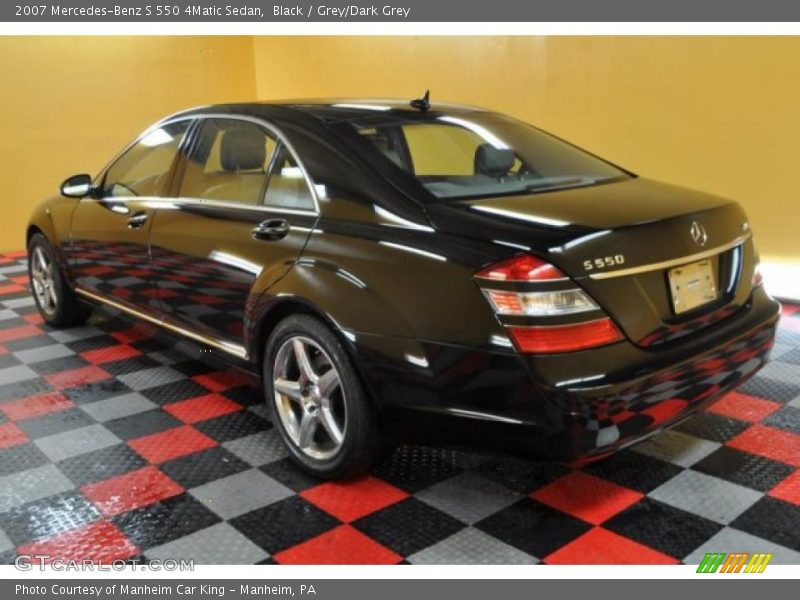 Black / Grey/Dark Grey 2007 Mercedes-Benz S 550 4Matic Sedan