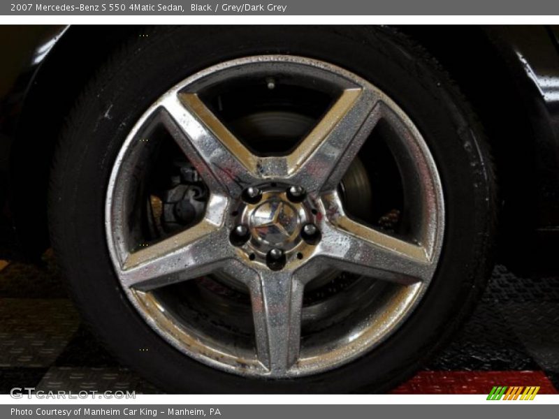 Black / Grey/Dark Grey 2007 Mercedes-Benz S 550 4Matic Sedan