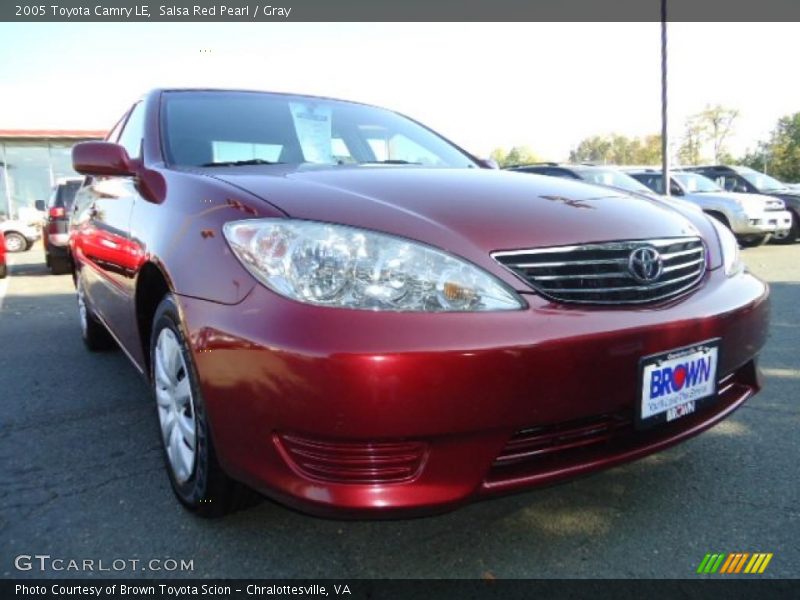 Salsa Red Pearl / Gray 2005 Toyota Camry LE