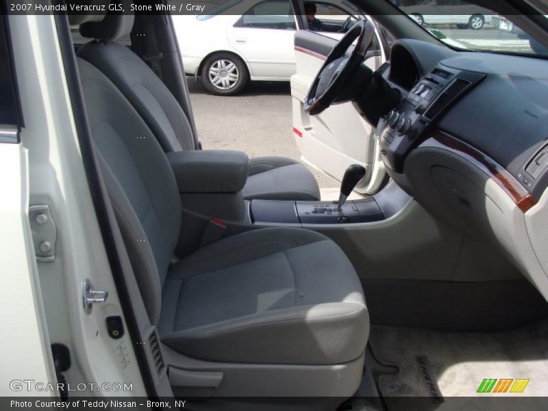 Stone White / Gray 2007 Hyundai Veracruz GLS