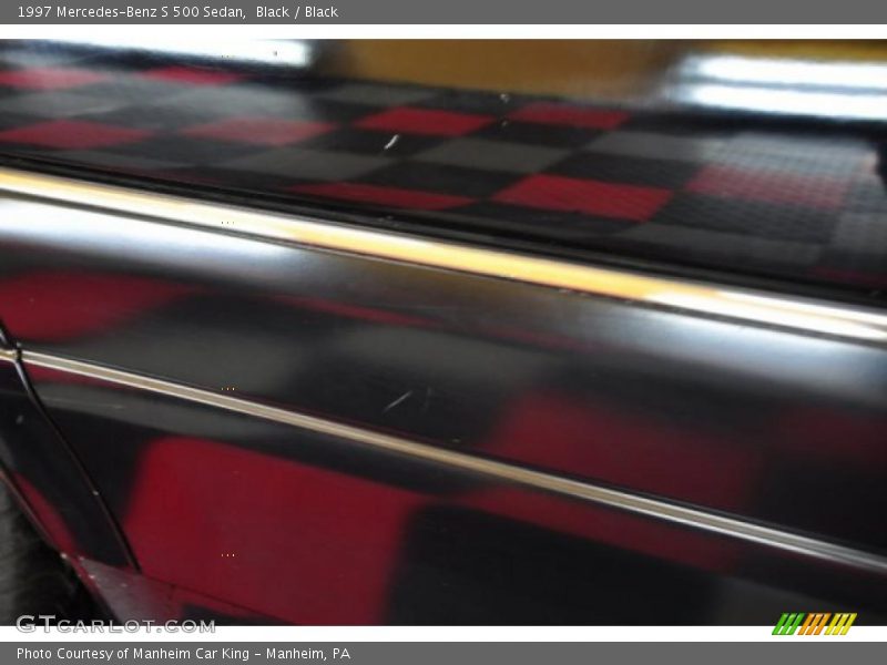 Black / Black 1997 Mercedes-Benz S 500 Sedan