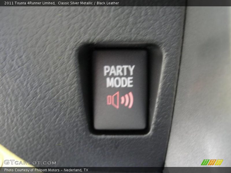 Classic Silver Metallic / Black Leather 2011 Toyota 4Runner Limited