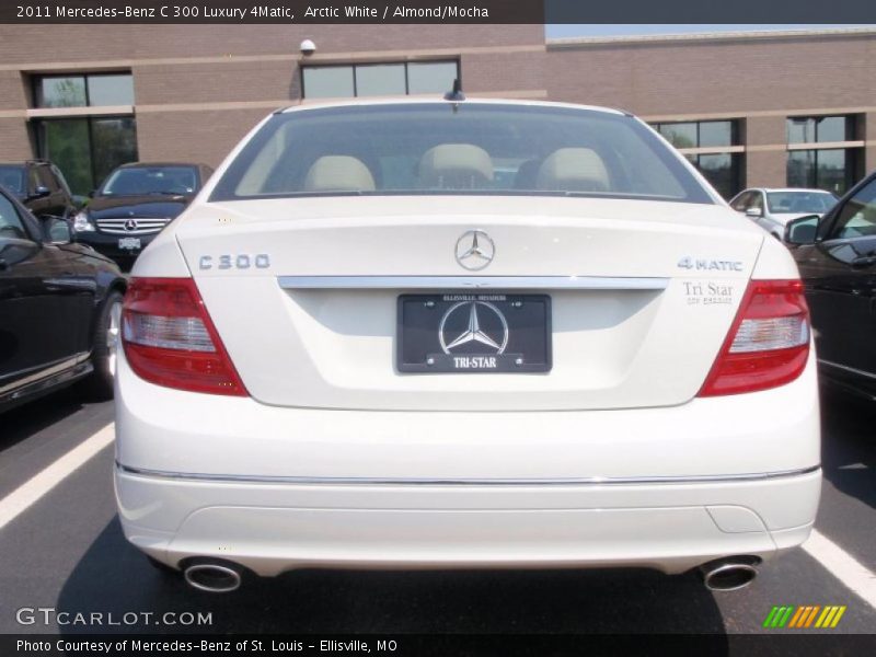 Arctic White / Almond/Mocha 2011 Mercedes-Benz C 300 Luxury 4Matic