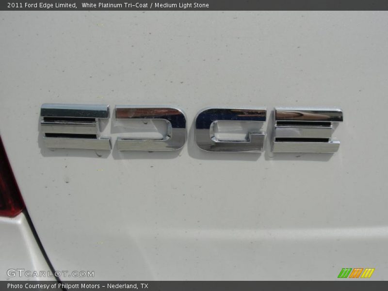 White Platinum Tri-Coat / Medium Light Stone 2011 Ford Edge Limited