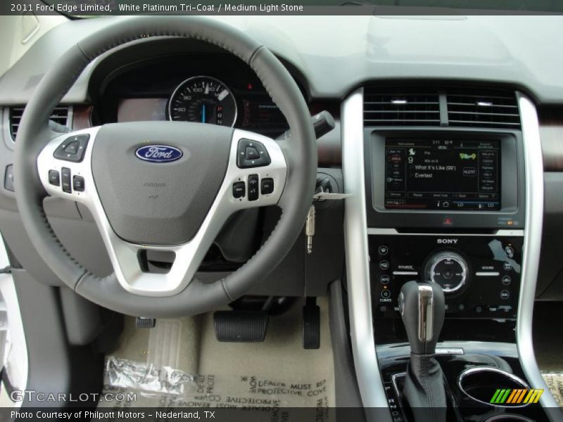 White Platinum Tri-Coat / Medium Light Stone 2011 Ford Edge Limited