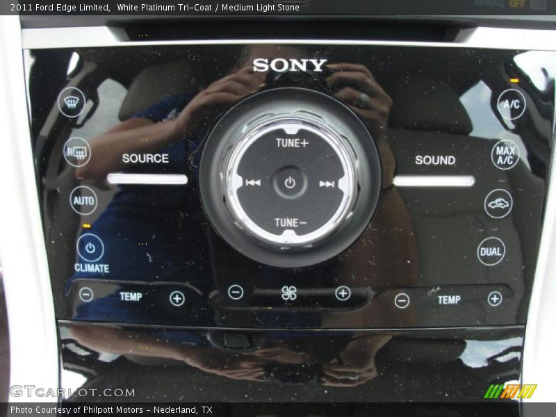 White Platinum Tri-Coat / Medium Light Stone 2011 Ford Edge Limited