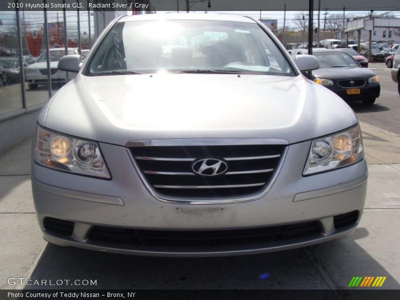 Radiant Silver / Gray 2010 Hyundai Sonata GLS