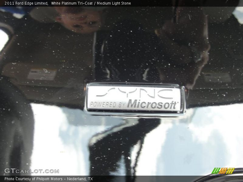 White Platinum Tri-Coat / Medium Light Stone 2011 Ford Edge Limited