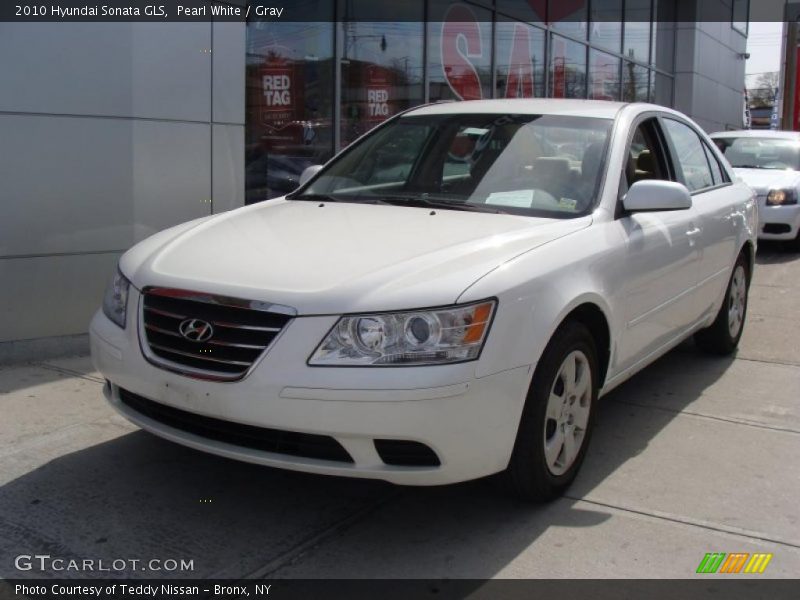 Pearl White / Gray 2010 Hyundai Sonata GLS