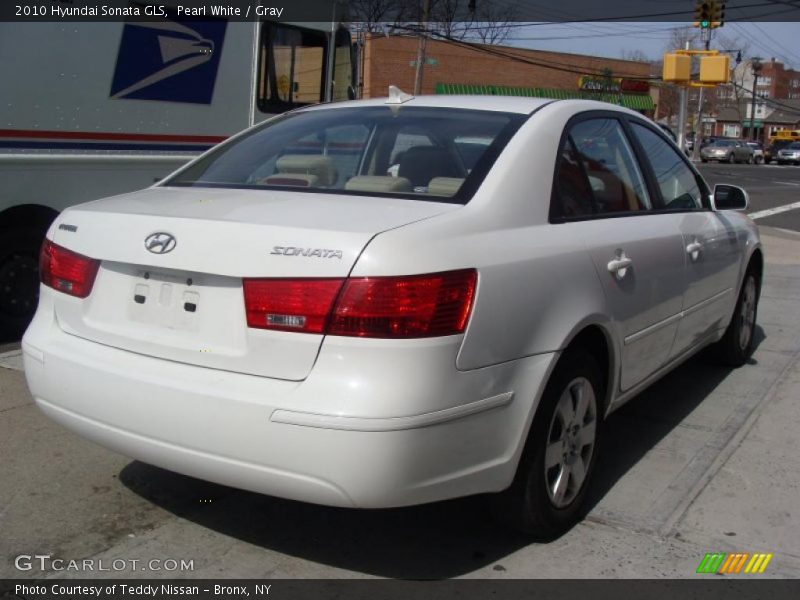 Pearl White / Gray 2010 Hyundai Sonata GLS
