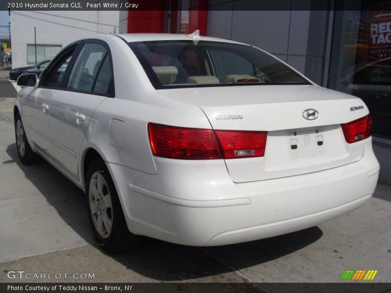 Pearl White / Gray 2010 Hyundai Sonata GLS