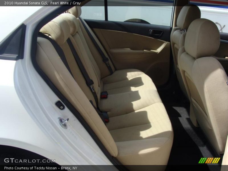 Pearl White / Gray 2010 Hyundai Sonata GLS