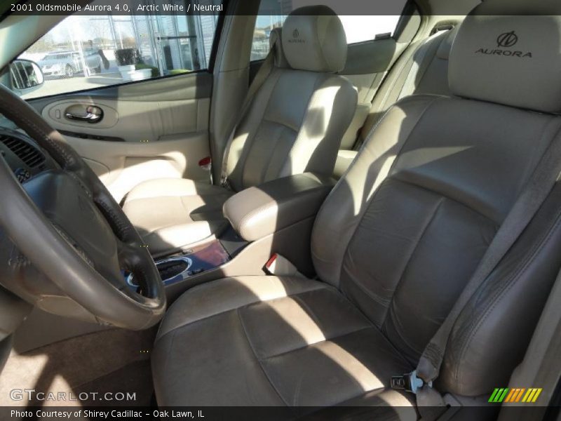 Arctic White / Neutral 2001 Oldsmobile Aurora 4.0