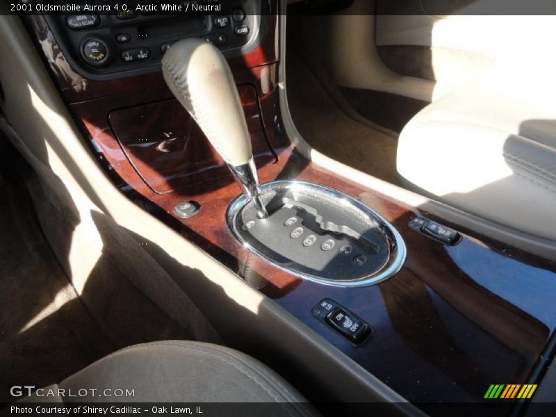 Arctic White / Neutral 2001 Oldsmobile Aurora 4.0