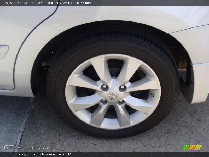 Brilliant Silver Metallic / Charcoal 2010 Nissan Sentra 2.0 SL