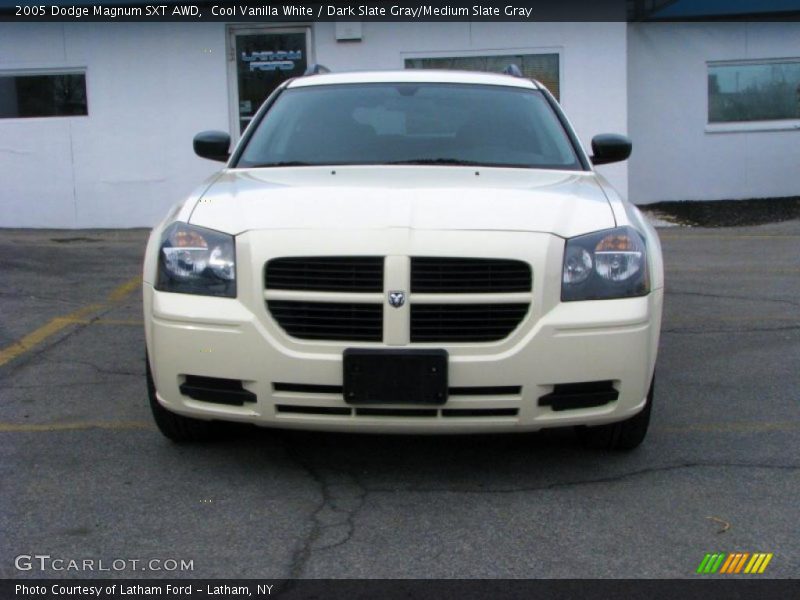Cool Vanilla White / Dark Slate Gray/Medium Slate Gray 2005 Dodge Magnum SXT AWD