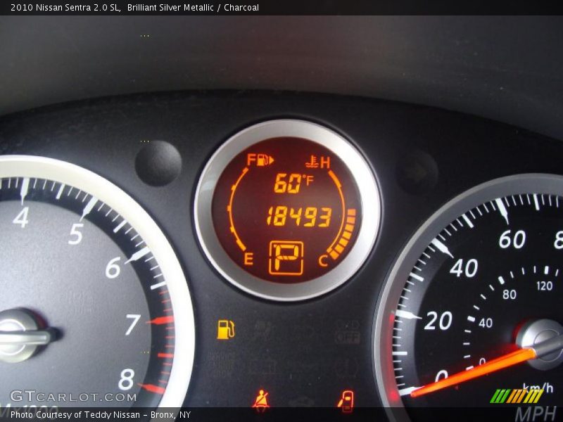 Brilliant Silver Metallic / Charcoal 2010 Nissan Sentra 2.0 SL