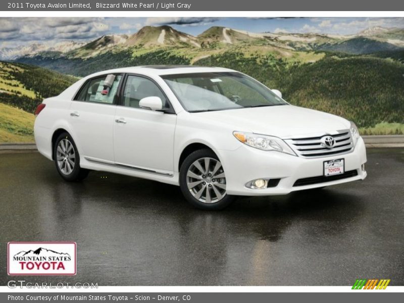 Blizzard White Pearl / Light Gray 2011 Toyota Avalon Limited