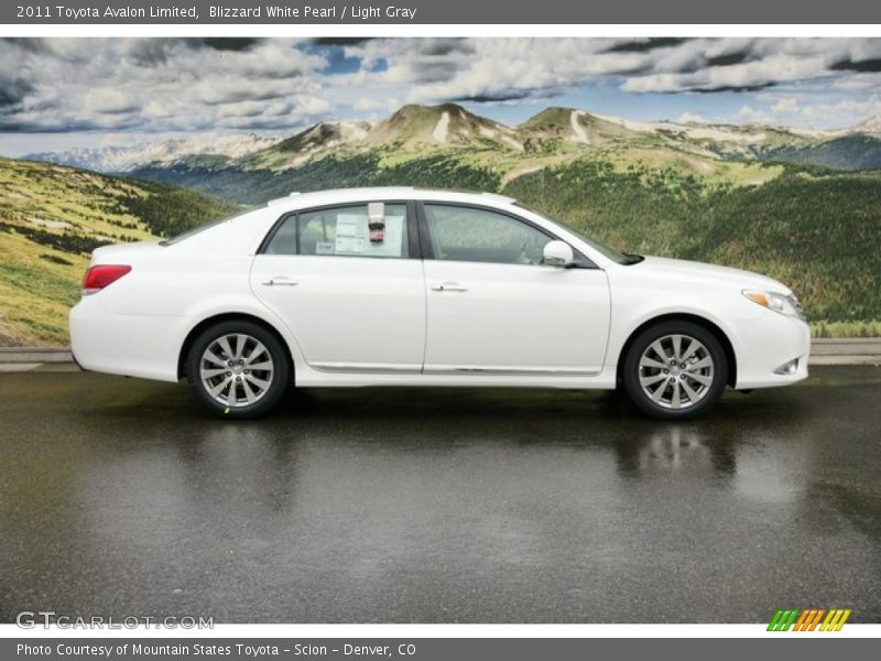 Blizzard White Pearl / Light Gray 2011 Toyota Avalon Limited