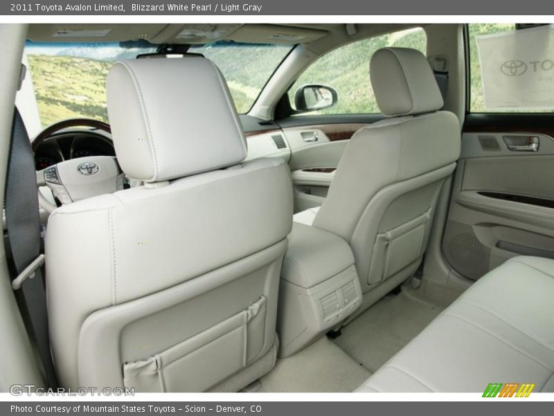 Blizzard White Pearl / Light Gray 2011 Toyota Avalon Limited