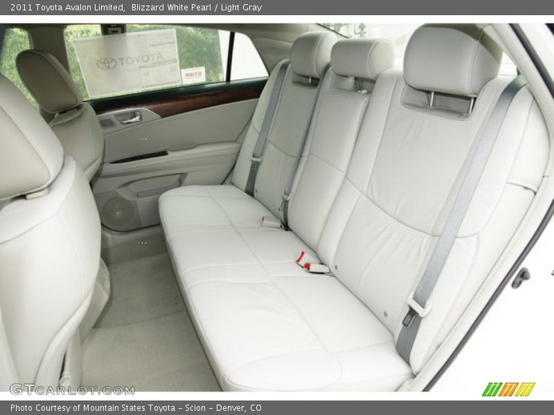 Blizzard White Pearl / Light Gray 2011 Toyota Avalon Limited