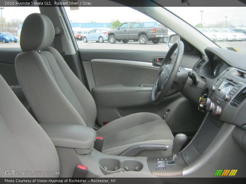Radiant Silver / Gray 2010 Hyundai Sonata GLS