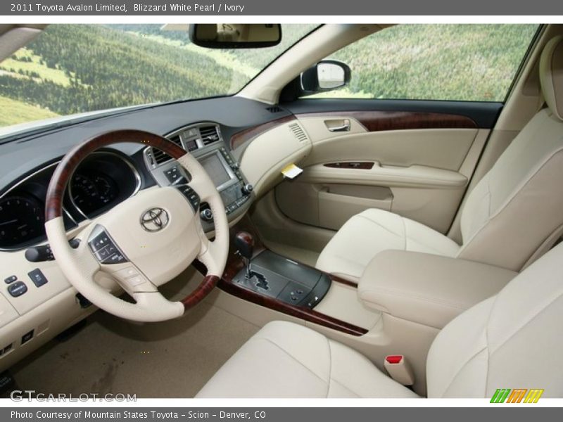 Blizzard White Pearl / Ivory 2011 Toyota Avalon Limited