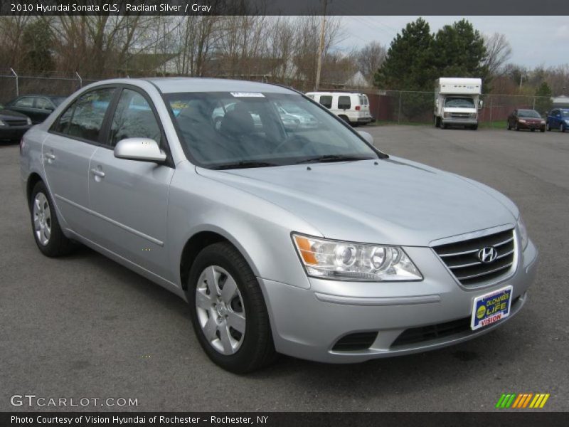 Radiant Silver / Gray 2010 Hyundai Sonata GLS