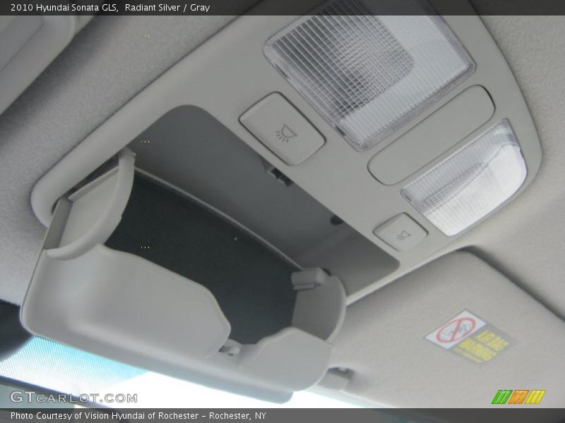 Radiant Silver / Gray 2010 Hyundai Sonata GLS