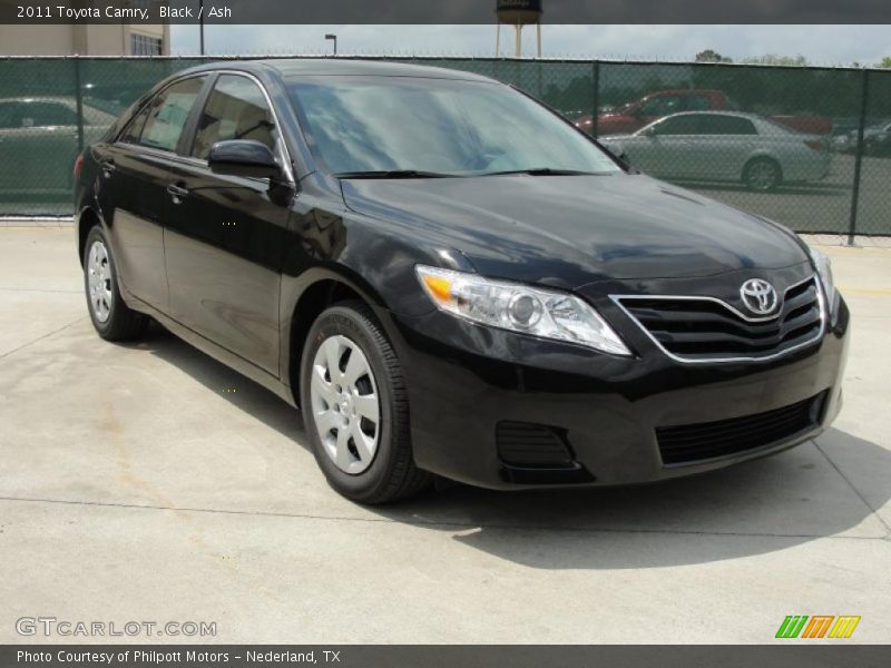 Black / Ash 2011 Toyota Camry