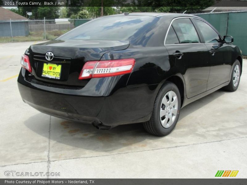 Black / Ash 2011 Toyota Camry