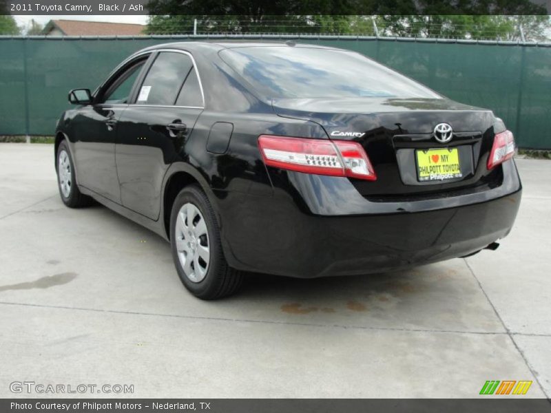 Black / Ash 2011 Toyota Camry