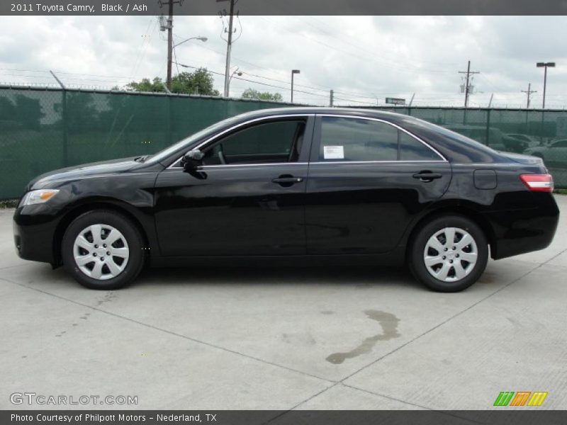 Black / Ash 2011 Toyota Camry