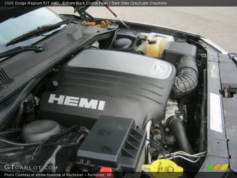  2005 Magnum R/T AWD Engine - 5.7 Liter HEMI OHV 16-Valve V8