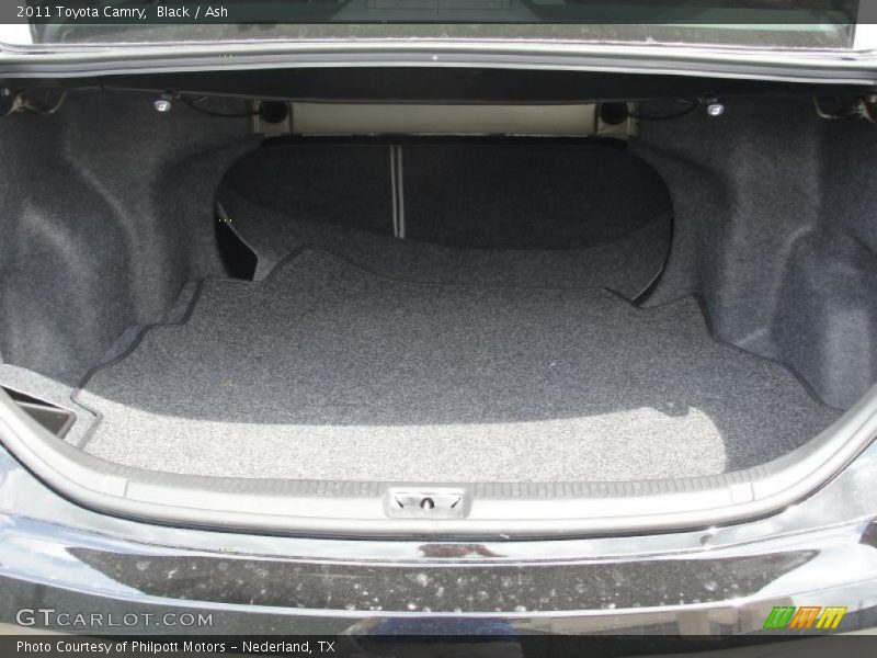 Black / Ash 2011 Toyota Camry