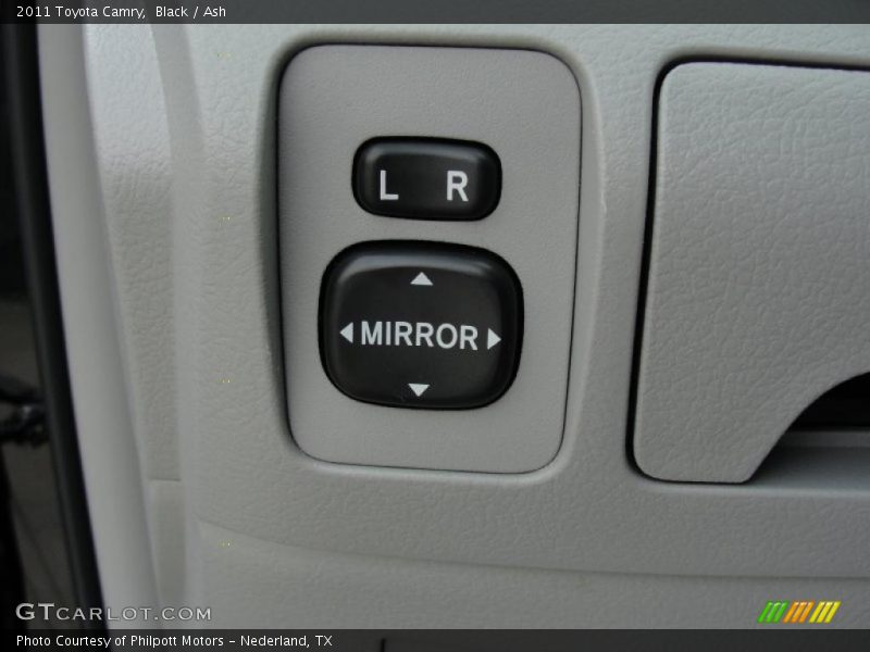 Black / Ash 2011 Toyota Camry