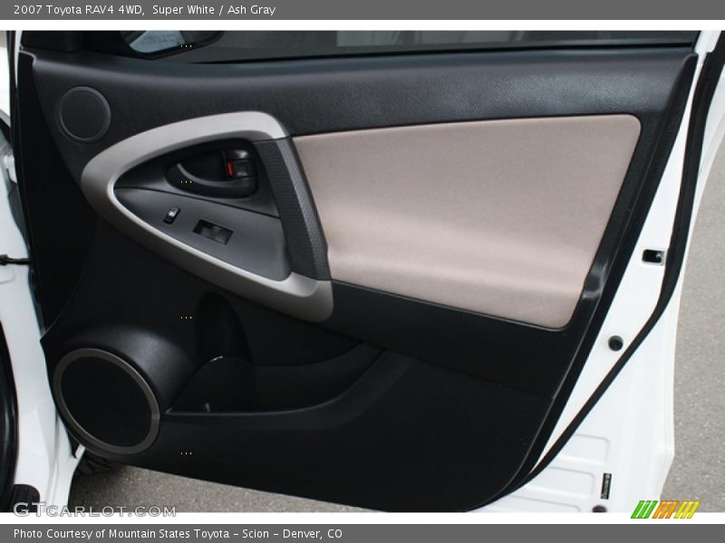 Super White / Ash Gray 2007 Toyota RAV4 4WD