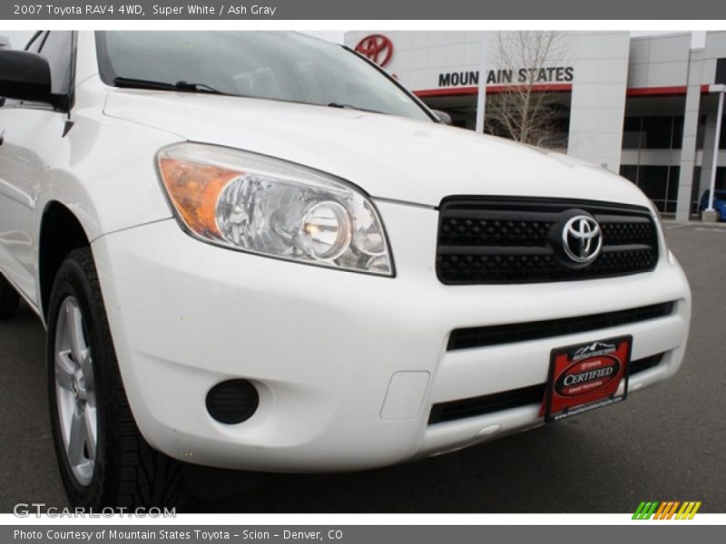 Super White / Ash Gray 2007 Toyota RAV4 4WD