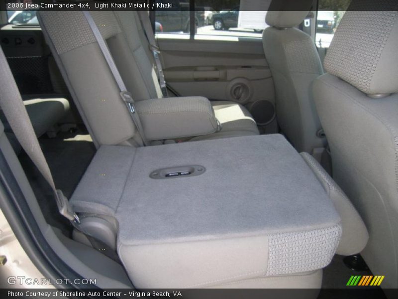 Light Khaki Metallic / Khaki 2006 Jeep Commander 4x4