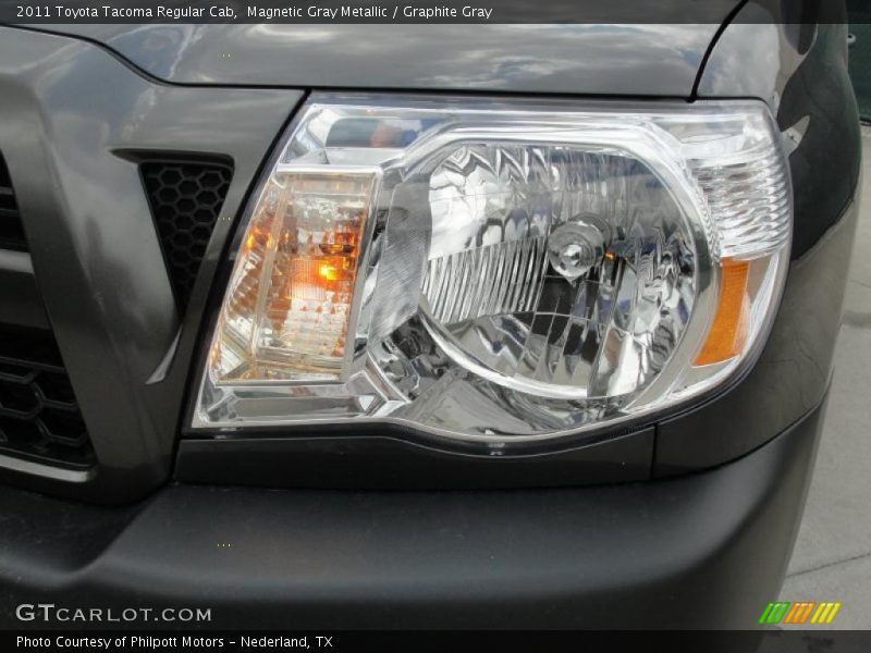 Magnetic Gray Metallic / Graphite Gray 2011 Toyota Tacoma Regular Cab