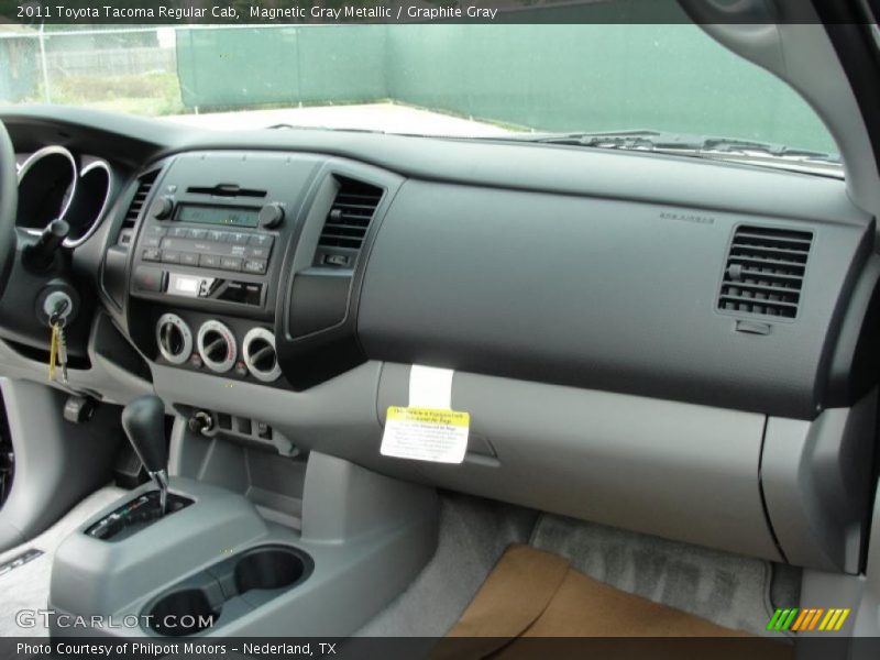 Magnetic Gray Metallic / Graphite Gray 2011 Toyota Tacoma Regular Cab